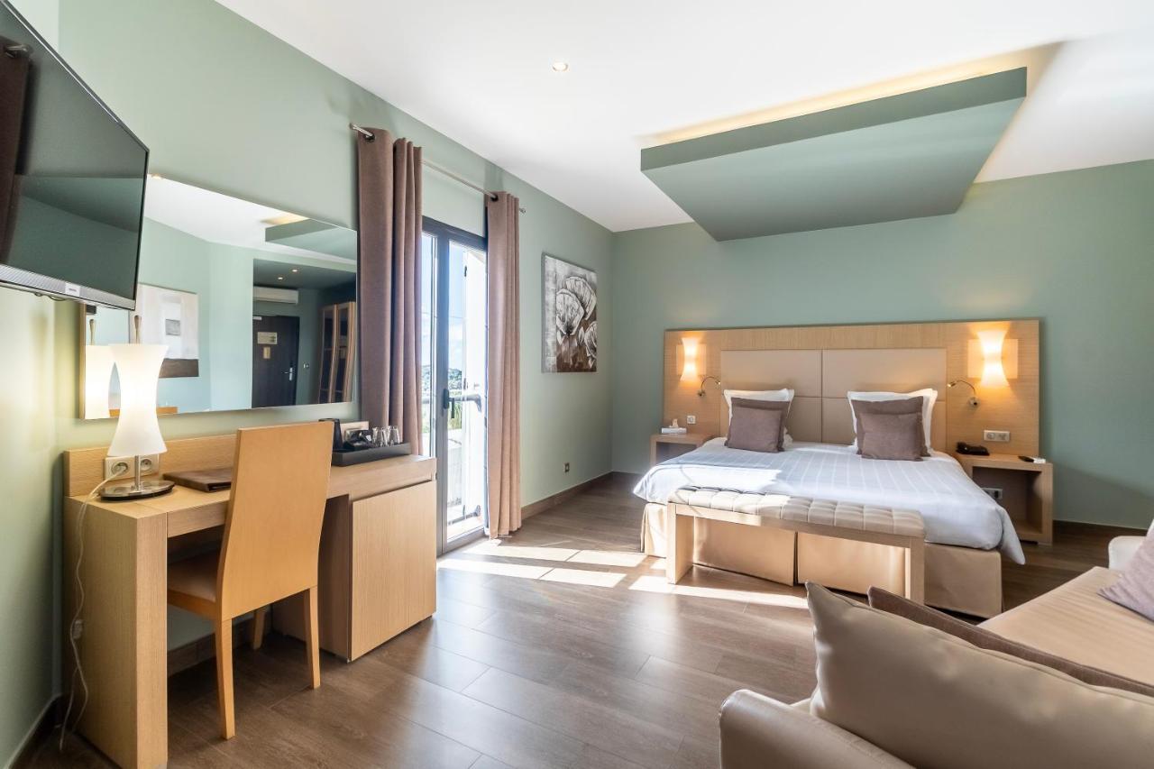 A Casa Di Ma Hotel Люмио Екстериор снимка