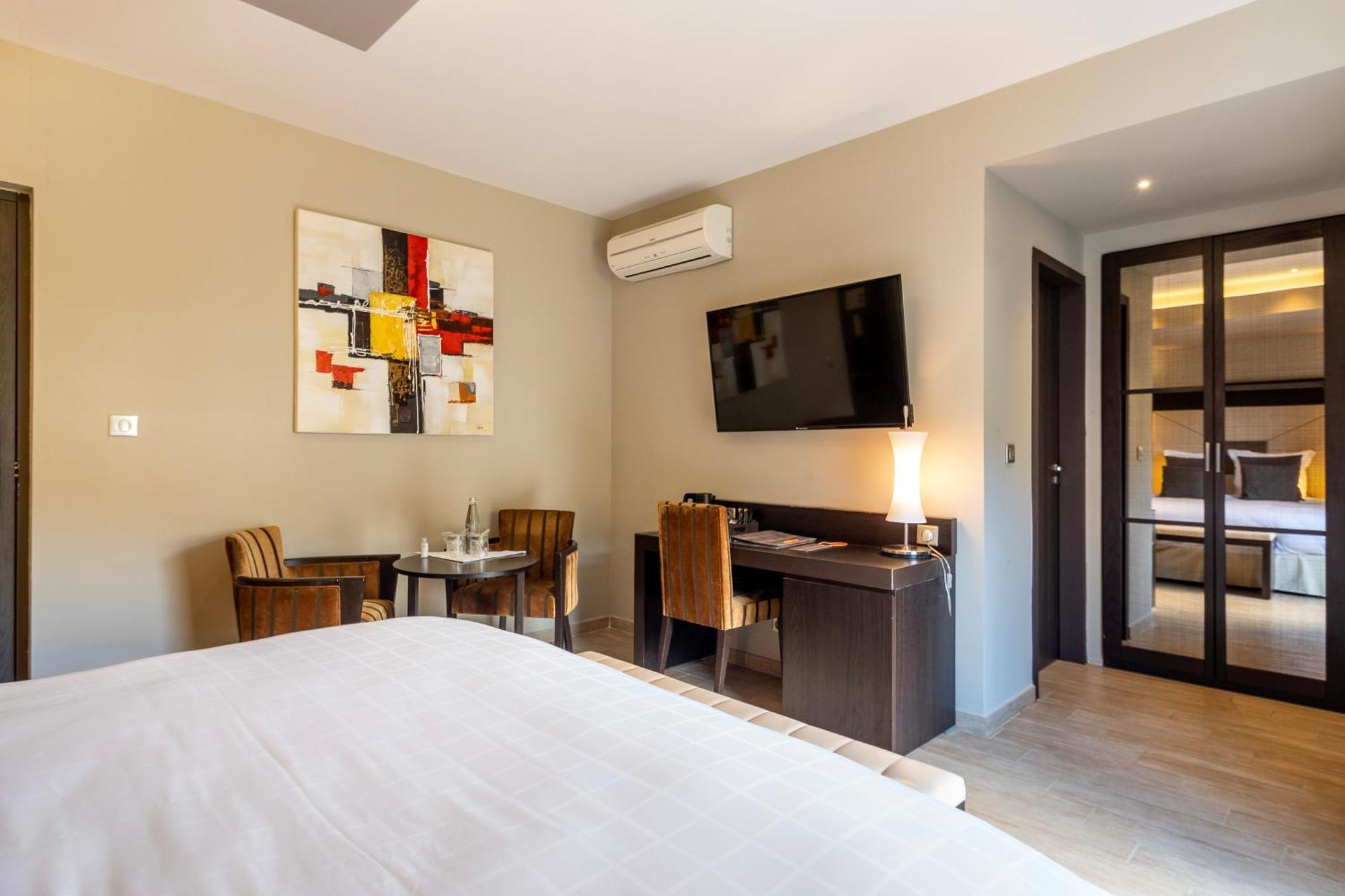 A Casa Di Ma Hotel Люмио Стая снимка